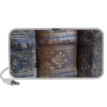 Old Books Laptop Speakers