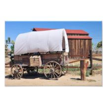 Old covered wagon photo