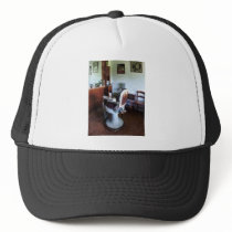 Old-Fashioned Barber Chair Mesh Hat