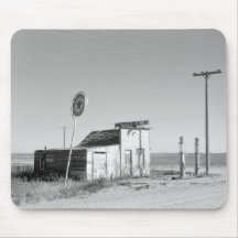 Old Gas Station, 1937 Mousepads