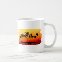 Ombres des paumes au coucher du soleil tasse