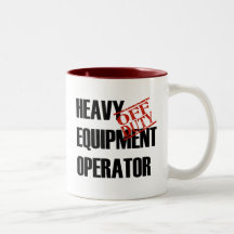 OPÉRATEUR LOURD QUI N'EST PAS DE SERVICE D'EQ TASSES À CAFÉ
