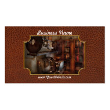 Optometrist - The lens apparatus Business Cards