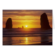 OR, Oregon Coast, Cannon Beach, seastacks at 2 Card