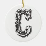 Ornement décoré d'un monogramme de Noël de la lett