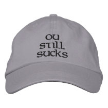 OU STILL SUCKS BASEBALL CAP