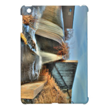 Over flowing iPad mini case