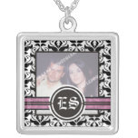 Pendentif noir et blanc de photo d'argent de damas