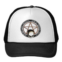 Pentagram jupe and petit pain skull casquette