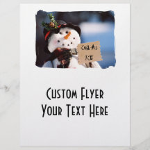 Petit bonhomme de neige avec le signe personnalisa prospectus en couleur
