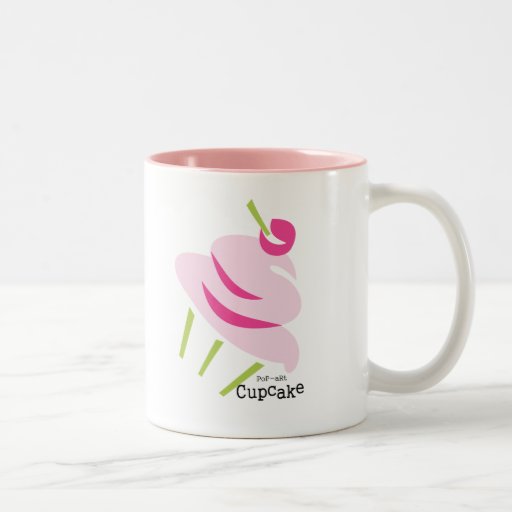 Petit gâteau d'art de bruit tasses