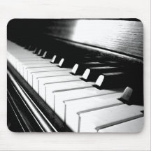 Photographie noire et blanche chique de piano tapis de souris