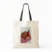 Picnic basket and watermelon slices bag