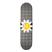 Pied-de-poule noir et blanc. ; Marguerite de resso Skateboards Customisés