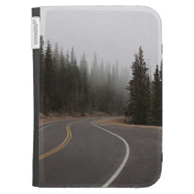 Pikes Peak Foggy Trees Kindle Case