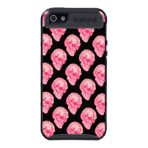 pink goth lacy skull polka dot pattern on black covers for iPhone 5