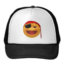 Pirate heureux jaune portant une correction d'oeil casquette