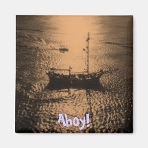 Pirate ship magnet