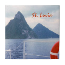 Pitons du St Lucia de la tuile de mer Carreau