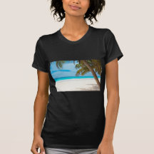 Plage tropicale de paradis t-shirts