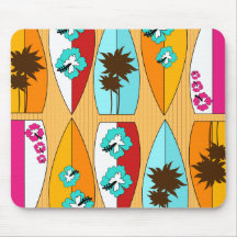 Planches de surf sur le thème de plage d'été de pr tapis de souris