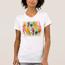 Planches de surf sur le thème de plage d'été de pr t-shirt