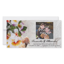 Plumeria Orchid Lei in Sand Photocard