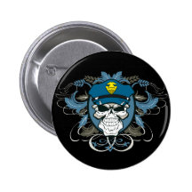 Policier de crâne badge avec épingle