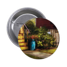 Porch - Summer Retreat Pin