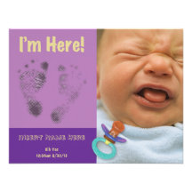 Pourpre de faire-part de naissance de bébé