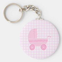 Poussette de bébé. Rose-clair sur le guingan rose Porte-clé