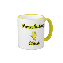 Poussin de parachutage tasse