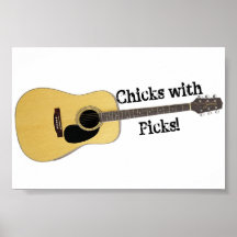 Poussins avec l'affiche de guitare acoustique de s