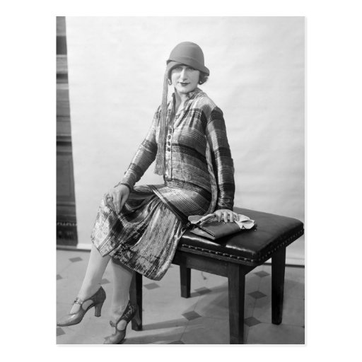 Pretty Woman, 1920s Fashion Postcards