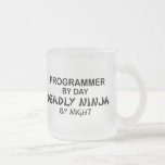 Programmeur Ninja mortel par nuit Tasses
