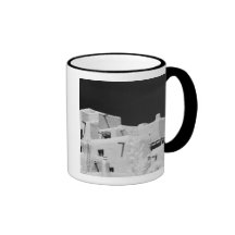 Pueblo style adobe Inn at Loretto, Santa Fe, New Mug