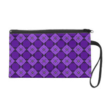 Purple Diamond Pattern Wristlet Purses