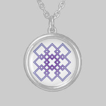 Quadrate squares necklaces