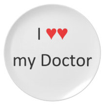 Quel docteur aimez-vous ? assiette pour soirée