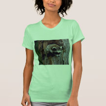 Raccoon-Summer-youngster in hollow tree T Shirts