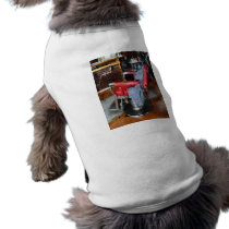 Red Barber Chair Pet Clothes