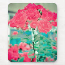 Red roses mouse pad