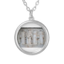 Reformation Wall Necklace