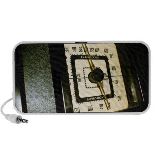 Retro Radio Dial 02 Doodle Mp3 Speaker