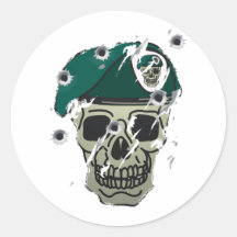 Retro skull and beret military motif round stickers
