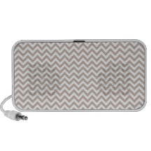 Retro vintage beige tan chevron zigzag pattern travel speaker