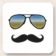 Rétros lunettes de soleil drôles avec la moustache dessous-de-verre