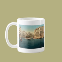 Rialto Bridge and Grand Canal, Venice, Italy mugs