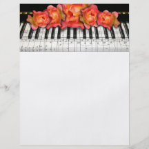 Roses de clavier de piano et notes de musique prospectus