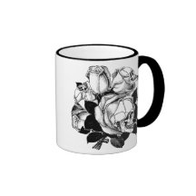 Roses de crâne tasse